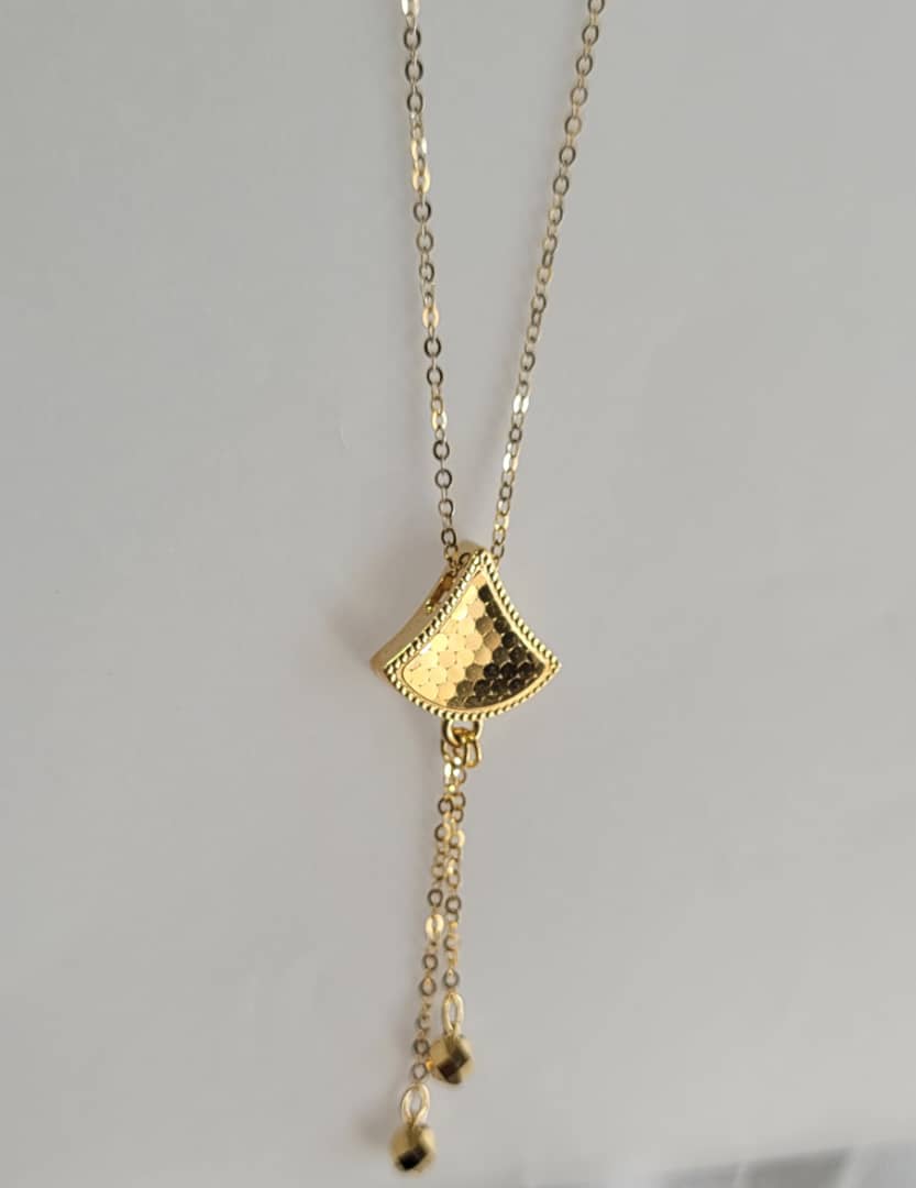 آویز طلا زیبا با زنجیر مینیمال کد 09